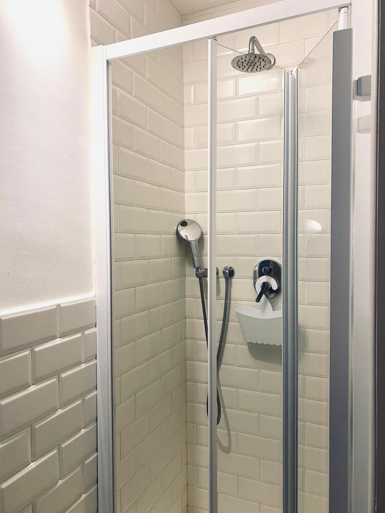 Da Marla Al Politeama Apartment ปาแลร์โม ภายนอก รูปภาพ